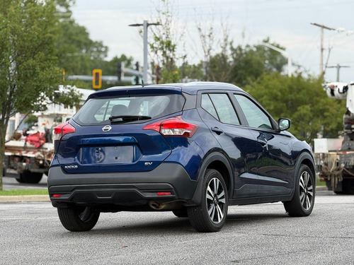 2018 Nissan Kicks SV — photo 8