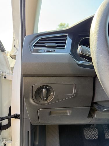 2020 VW Tiguan — photo 28