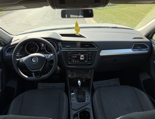 2020 VW Tiguan — photo 10