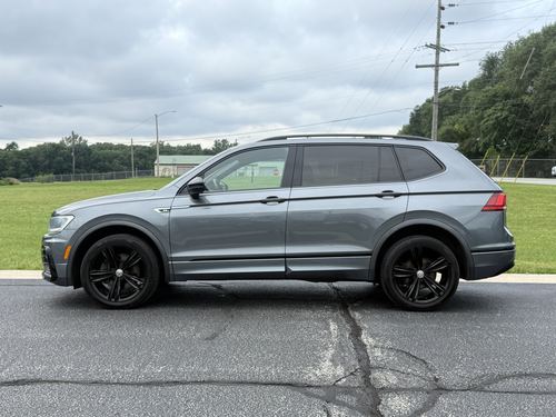 2019 VW Tiguan R-Line 4Motion SE, 4Motion SEL, 4Motion SEL R-Line, 4Motion SEL R-Line Jet-Black — photo 11