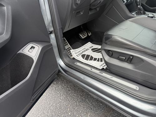 2019 VW Tiguan R-Line 4Motion SE, 4Motion SEL, 4Motion SEL R-Line, 4Motion SEL R-Line Jet-Black — photo 33