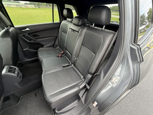 2019 VW Tiguan R-Line 4Motion SE, 4Motion SEL, 4Motion SEL R-Line, 4Motion SEL R-Line Jet-Black — photo 26