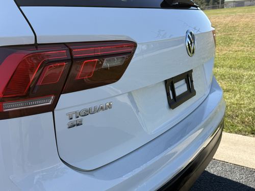 2021 VW Tiguan 2.0T SE — photo 13