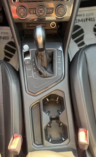 2021 VW Tiguan 2.0T SE — photo 21