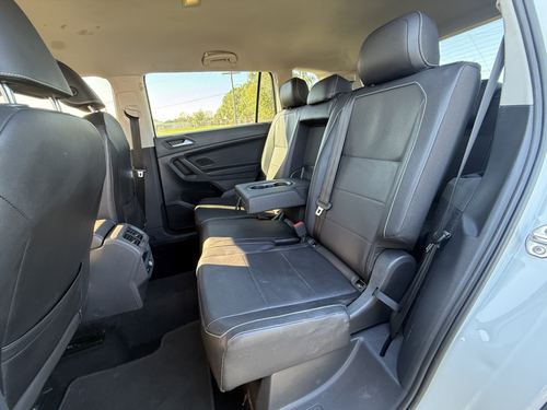 2021 VW Tiguan 2.0T SE — photo 25
