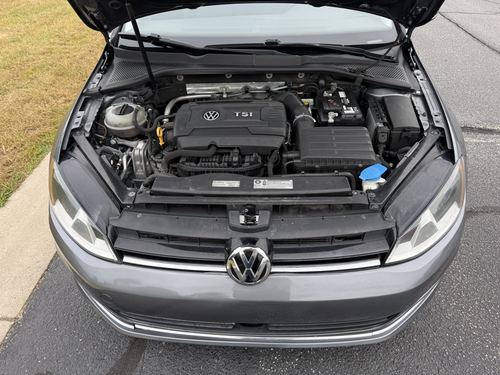 2017 VW Golf TSI SEL — photo 33