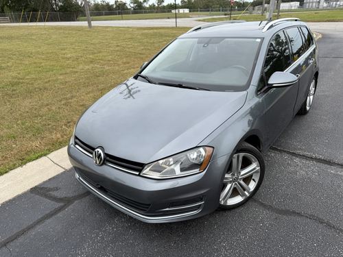 2017 VW Golf TSI SEL — photo 2