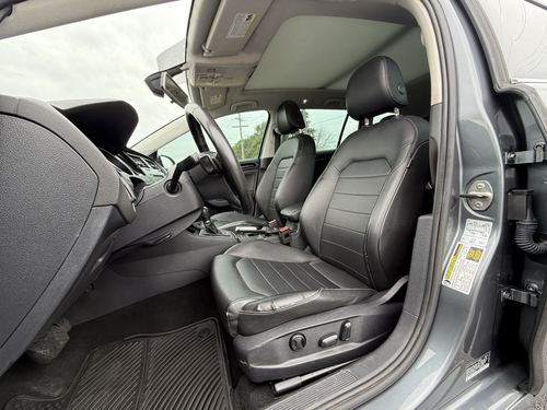 2017 VW Golf TSI SEL — photo 18