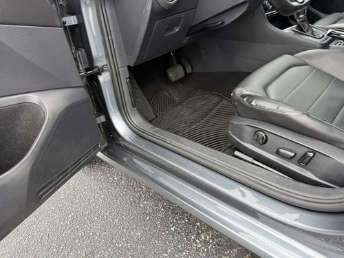 2017 VW Golf TSI SEL — photo 31