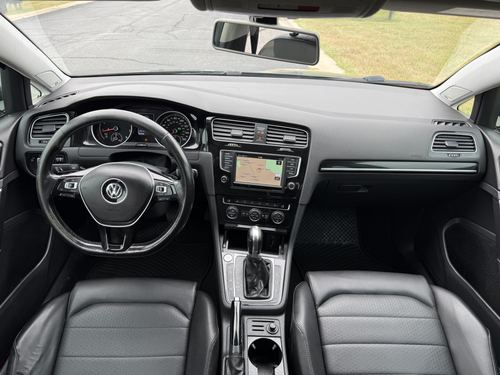 2017 VW Golf TSI SEL — photo 16