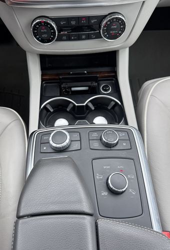 2013 Mercedes Gl550 4MATIC — photo 22