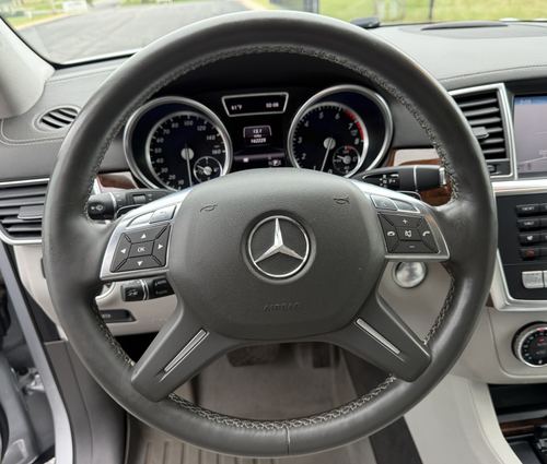 2013 Mercedes Gl550 4MATIC — photo 25