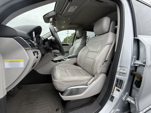 2013 Mercedes Gl550 4MATIC — photo 29
