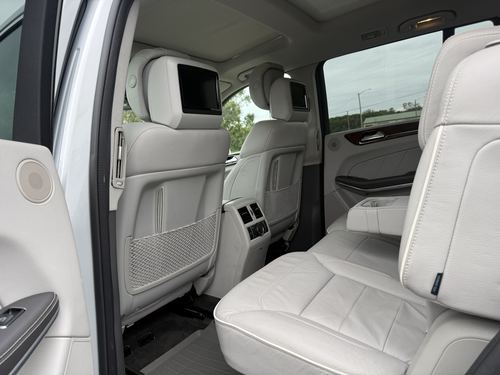 2013 Mercedes Gl550 4MATIC — photo 38