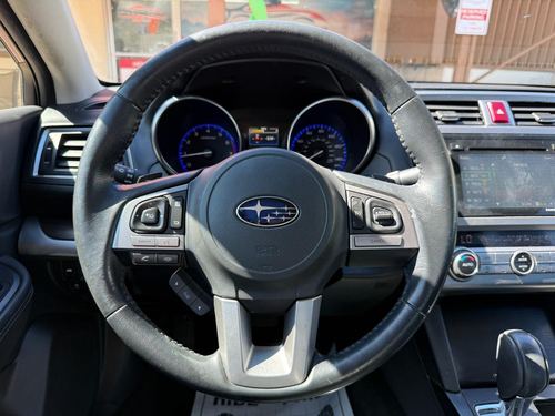 2015 Subaru Legacy Limited — photo 13