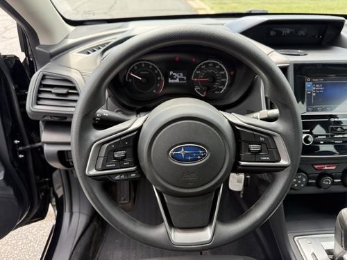 2017 Subaru Impreza 2.0i — photo 13