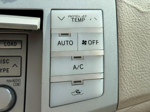 2007 Toyota Avalon Limited — photo 21