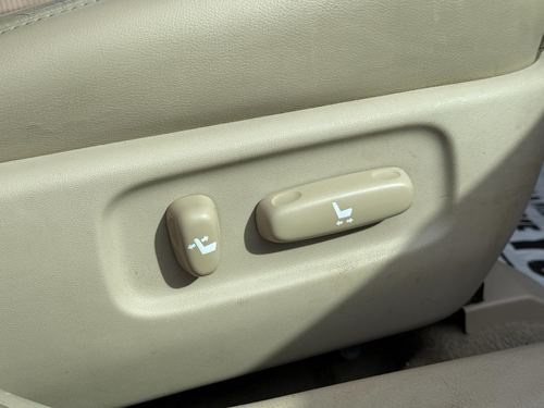 2007 Toyota Avalon Limited — photo 34
