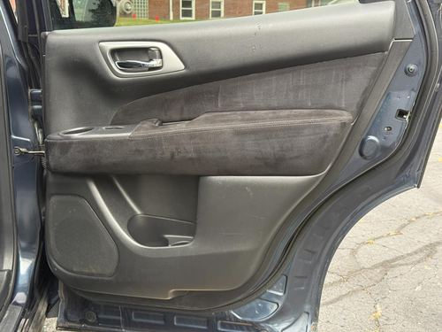 2016 Nissan Pathfinder S — photo 31