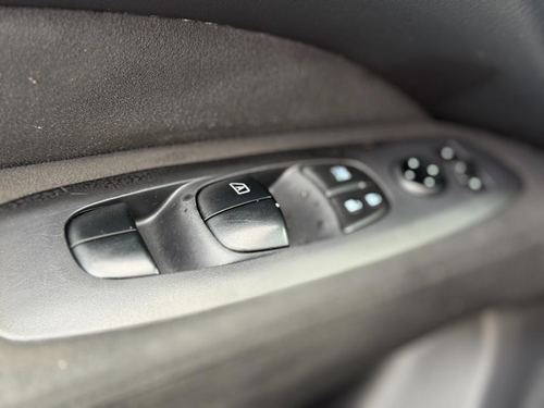 2016 Nissan Pathfinder S — photo 33