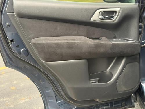 2016 Nissan Pathfinder S — photo 30