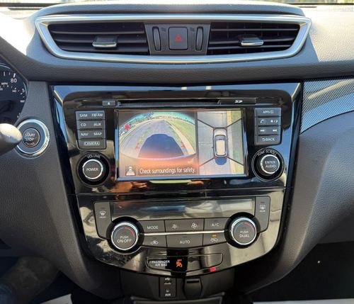 2014 Nissan Rogue SL — photo 26