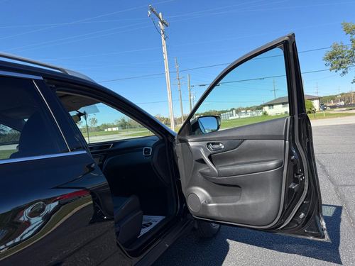 2014 Nissan Rogue SL — photo 45