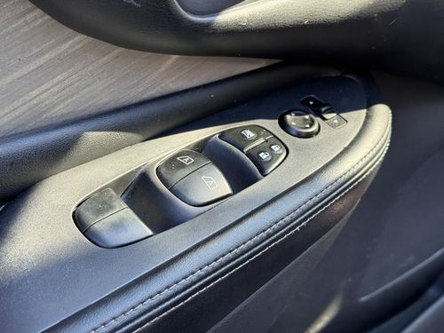 2018 Nissan Murano SV — photo 31