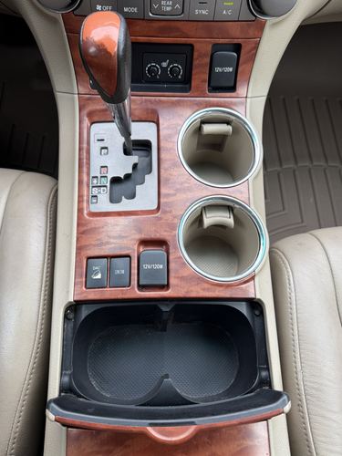 2010 Toyota Highlander Limited — photo 21