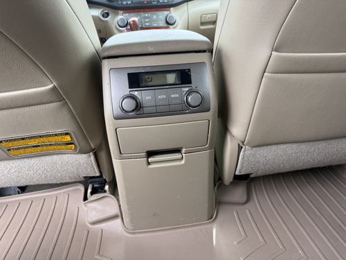 2010 Toyota Highlander Limited — photo 34