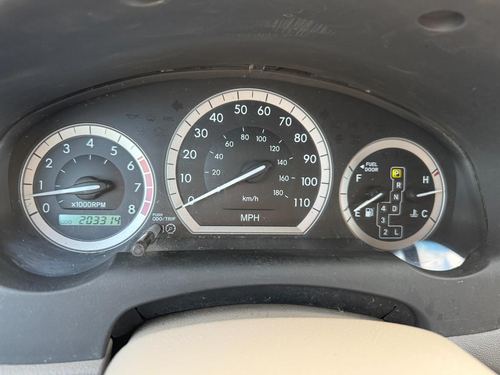 2004 Toyota Sienna LE — photo 21