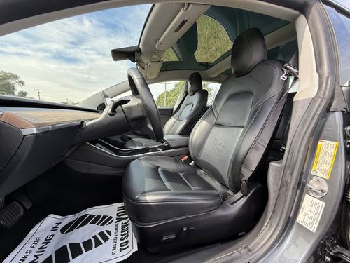 2019 Tesla 3 Stdr Mid Range — photo 15