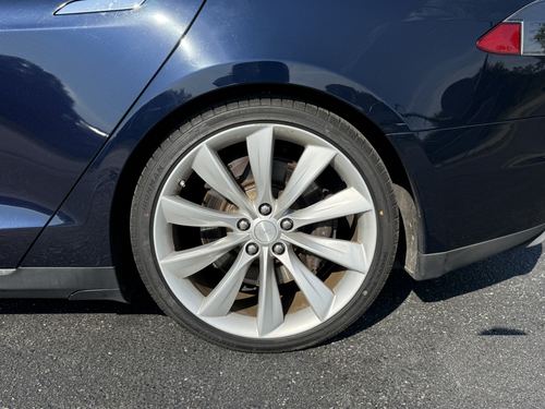 2013 Tesla S P85 Performance — photo 14