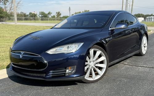 2013 Tesla S P85 Performance — photo 2