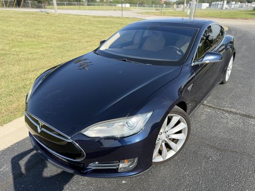 2013 Tesla Model S