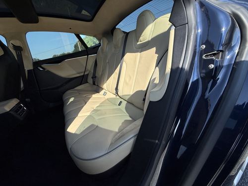 2013 Tesla S P85 Performance — photo 25