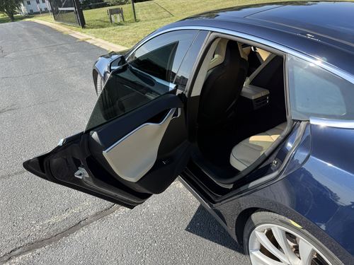 2013 Tesla S P85 Performance — photo 12