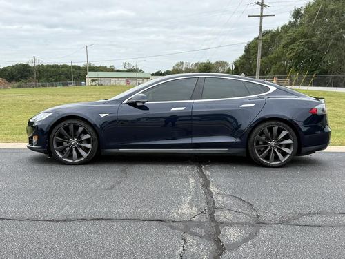 2013 Tesla S P85 Performance — photo 9