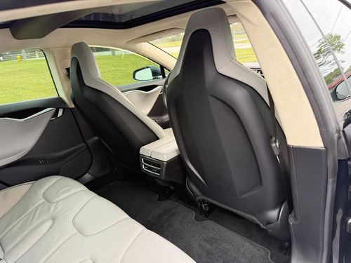 2013 Tesla S P85 Performance — photo 33
