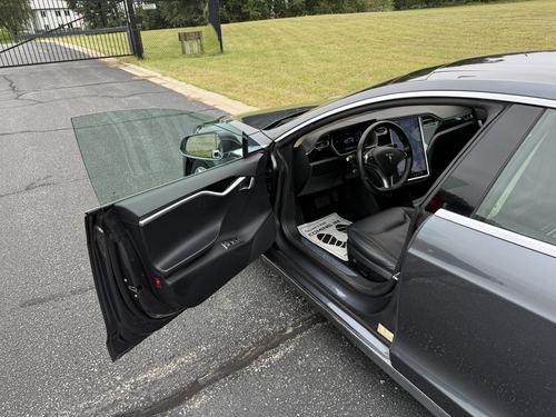2016 Tesla S70 70 — photo 16