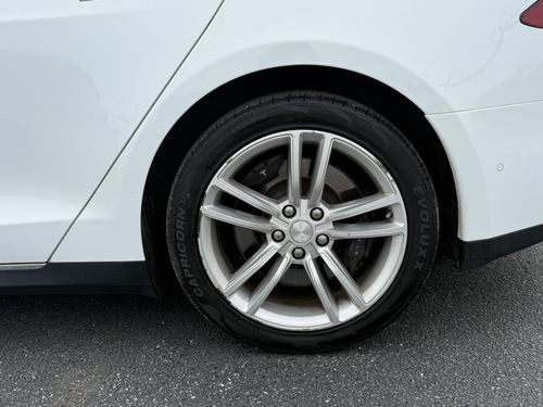 2014 Tesla S85 85 — photo 13
