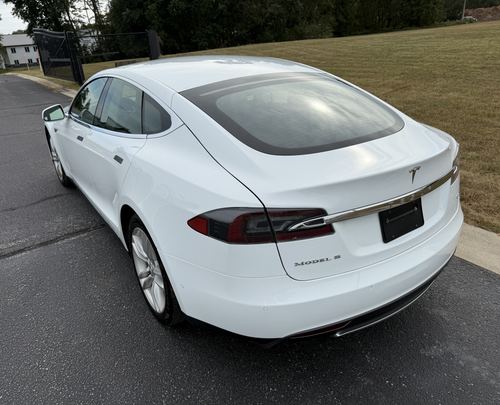2014 Tesla S85 85 — photo 8
