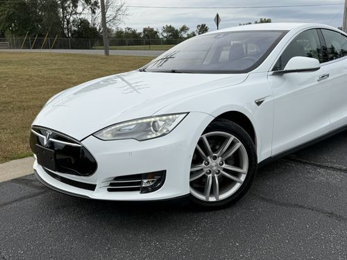 2014 Tesla S85 85 — photo 3