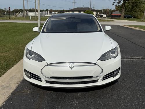 2014 Tesla S85 — photo 5