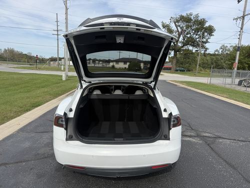 2014 Tesla S85 — photo 39