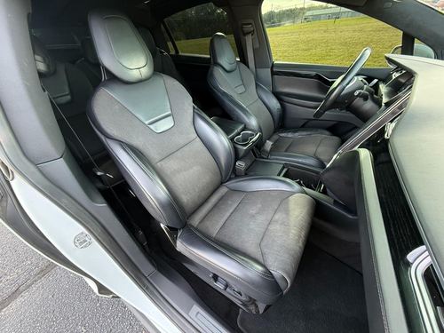 2017 Tesla X75D 90D — photo 19