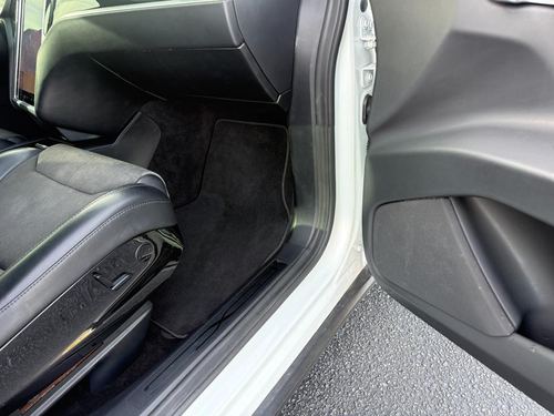 2017 Tesla X75D 90D — photo 34