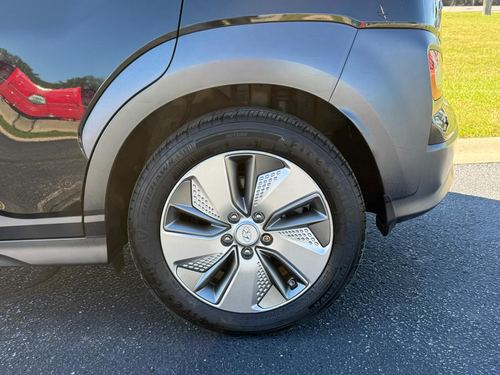 2020 Hyundai Kona Ev Limited — photo 11