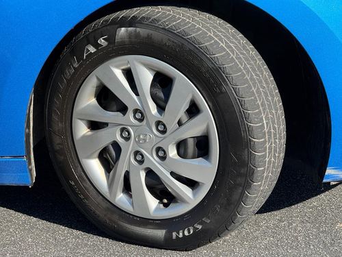 2017 Hyundai Elantra SE — photo 15