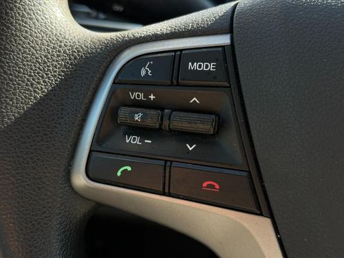 2017 Hyundai Elantra SE — photo 35